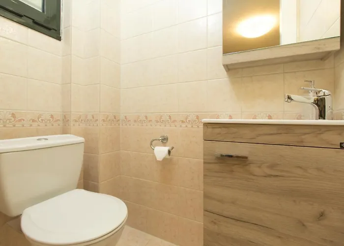 Dihtia On The Sea Pefkochori